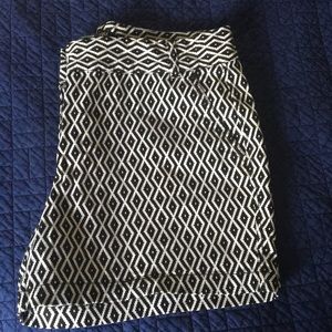 Roz & Ali black shorts